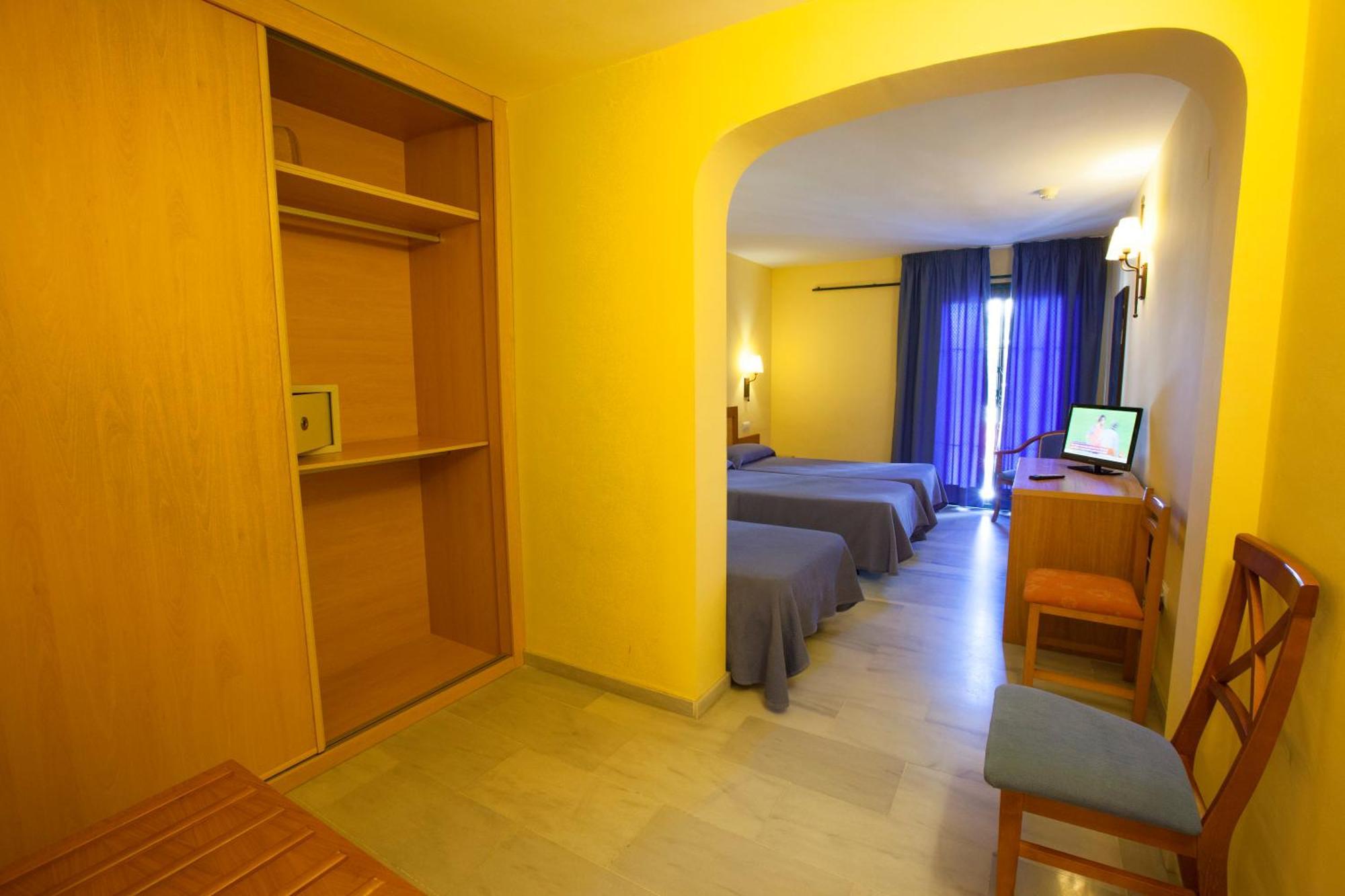 Hotel Olas De Almuñécar Szoba fotó