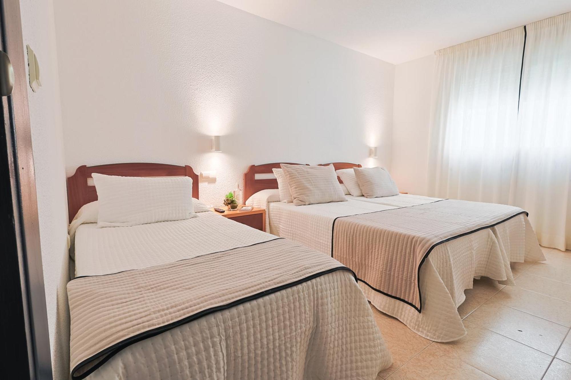 Hotel Olas De Almuñécar Kültér fotó
