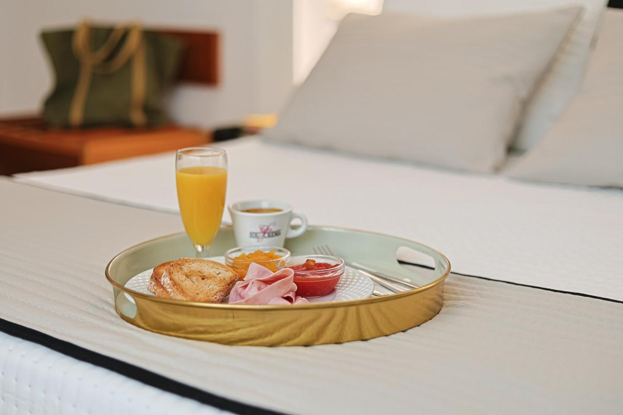 Hotel Olas De Almuñécar Kültér fotó