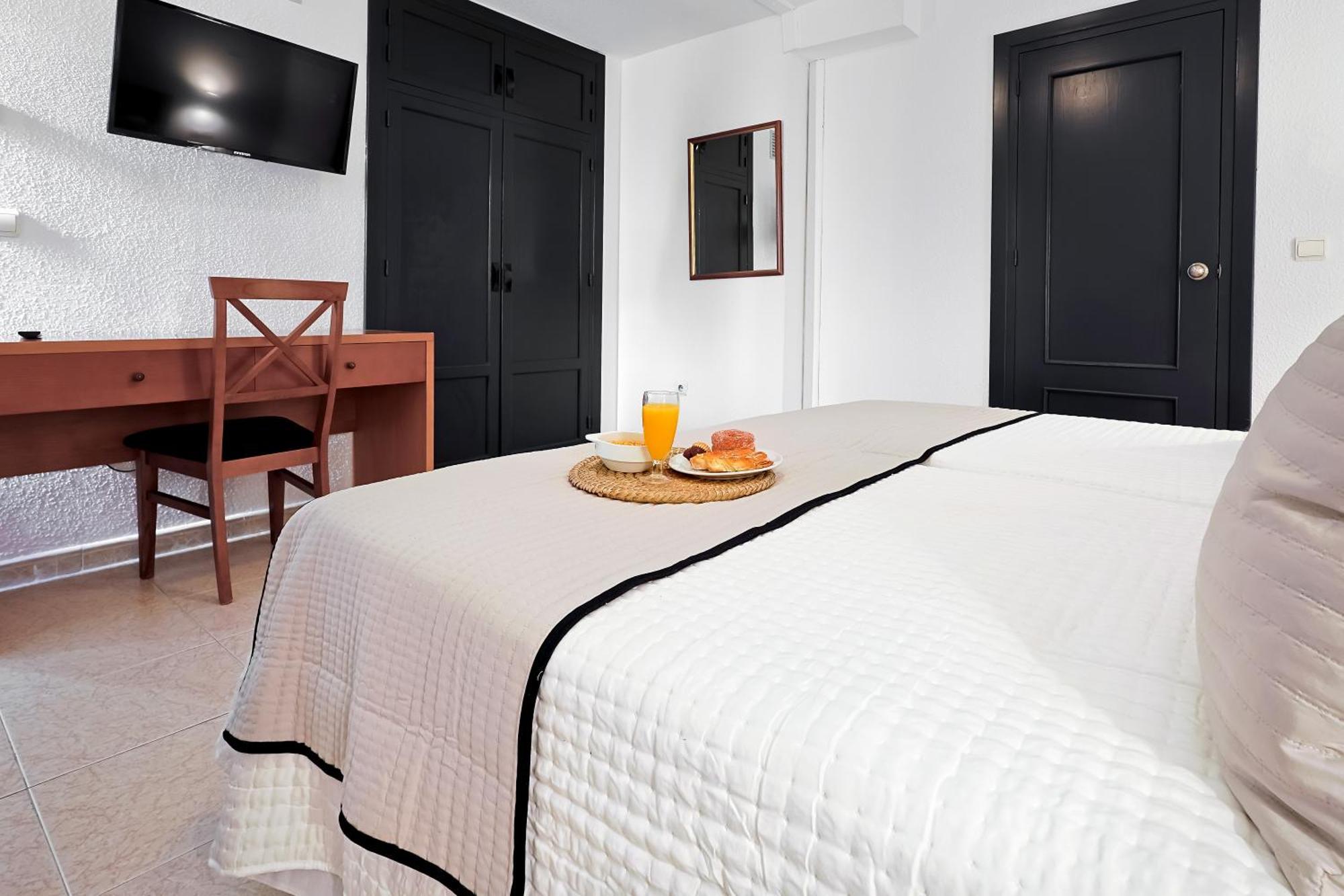 Hotel Olas De Almuñécar Kültér fotó
