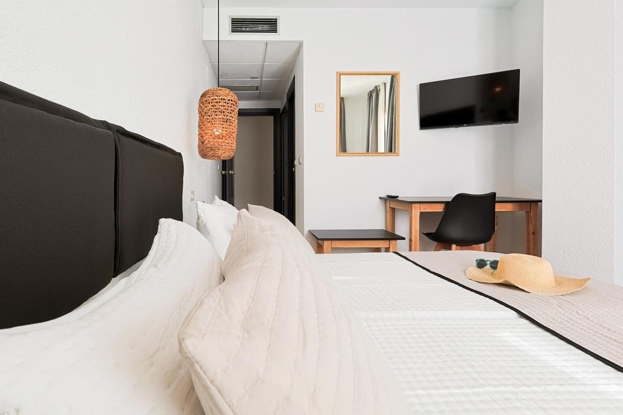 Hotel Olas De Almuñécar Kültér fotó